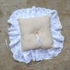 Cuscino porta fedi con pizzo san gallo - immagine 3