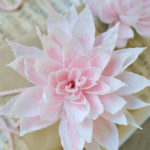 Dalia di carta con sfumature rosa - immagine 3