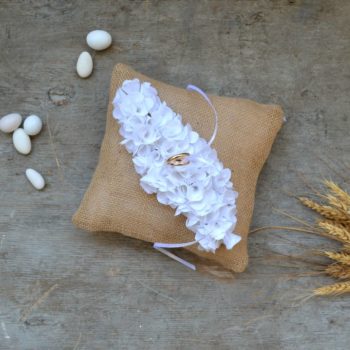 cuscino porta fedi in juta e fiori di lino